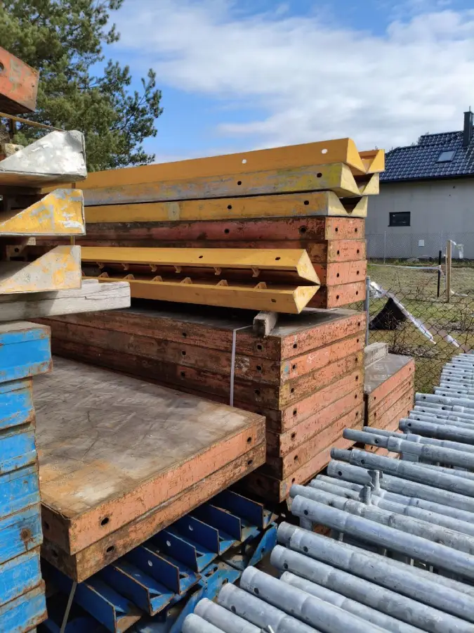 Szalunek Peri Domino DBox