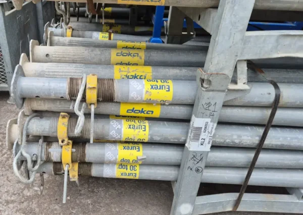 Używane podpory Doka Eurex 30 Top 450